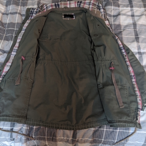 Utility Jacket - Picture 3 of 3